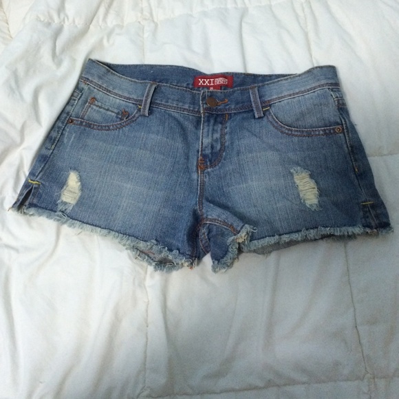 Distressed shorts