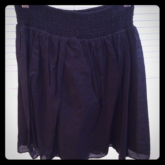 BCBGMAXAZRIA black tonal pinstripe skirt in XXS