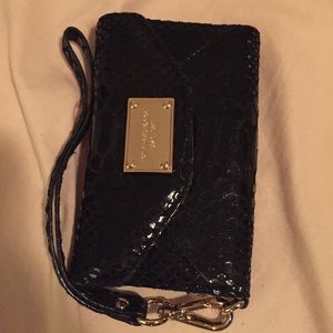 Iphone 4 or iPhone 3GS. Barely used.