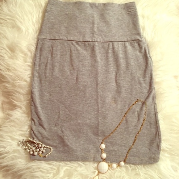 Forever 21 gray fitted high waisted fitted skirt - Picture 2 of 4