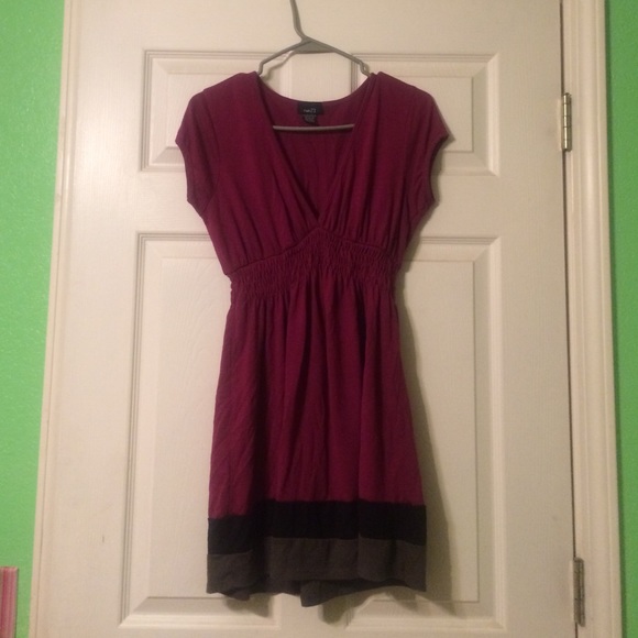 🎀maroon dress🎀