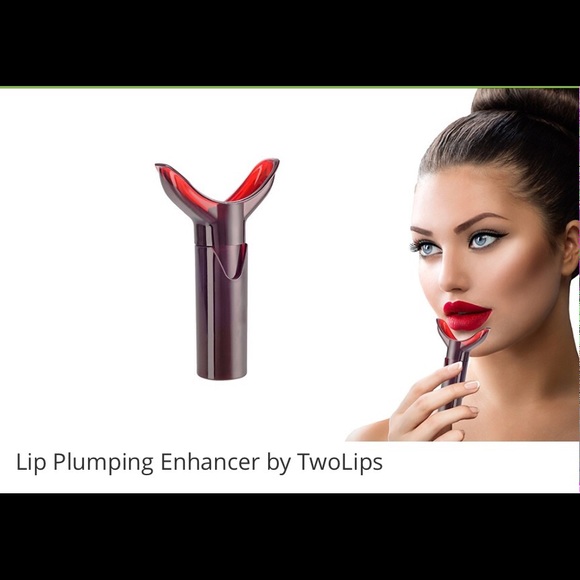Lip suction plumper NEW!!!