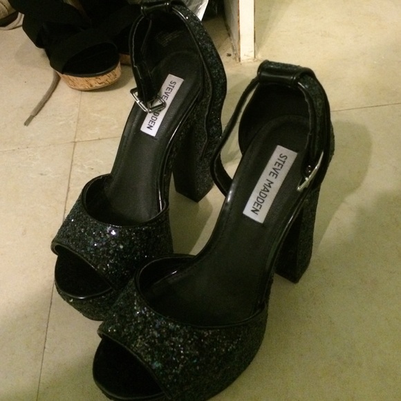 🚨STEVE MADDEN GLITTER HEELS - Picture 1 of 3