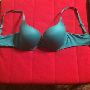 Turquoise Victoria's Secret full cover age bra.