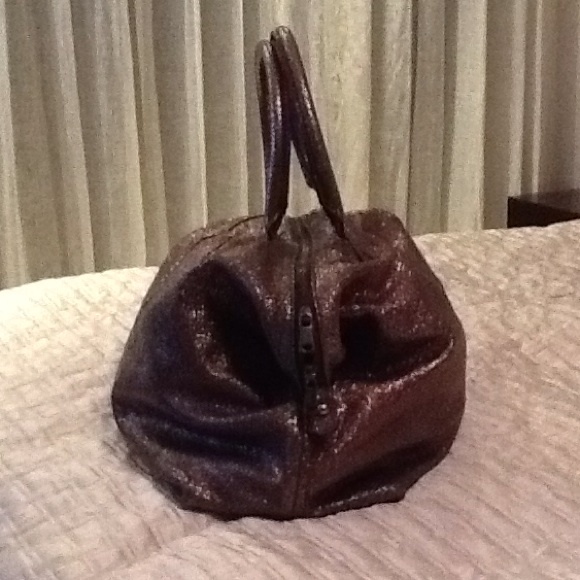 Yves Saint Laurent Handbag - Picture 2 of 3