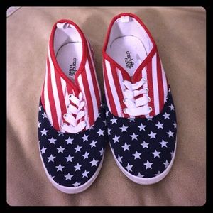 American flag vans