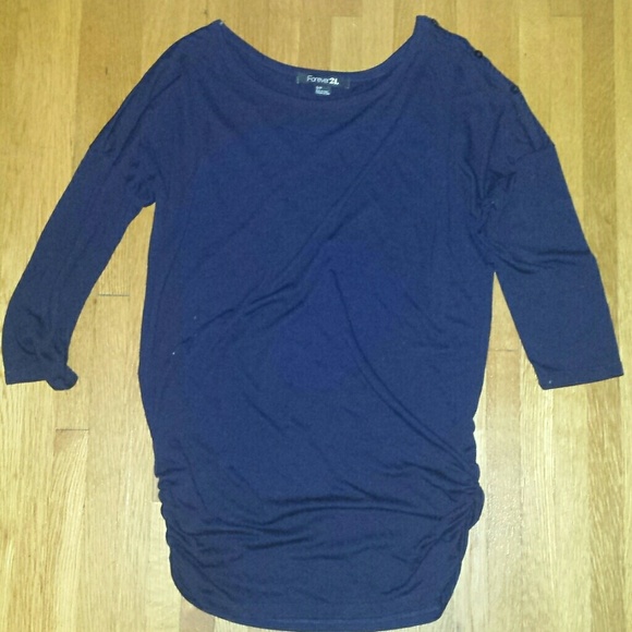 Blue 3/4 sleeved top