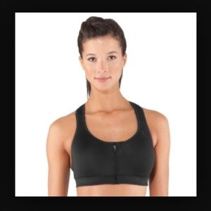 Under Armour Women's Armour Protégée Sports Bra