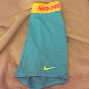 NIKE PRO TIGHTS
