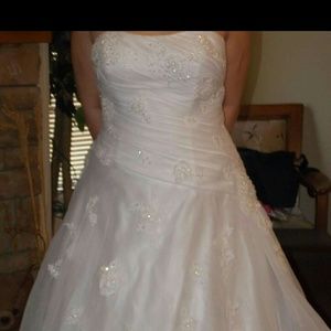 White wedding dress