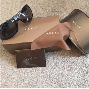Black Gucci sunglasses