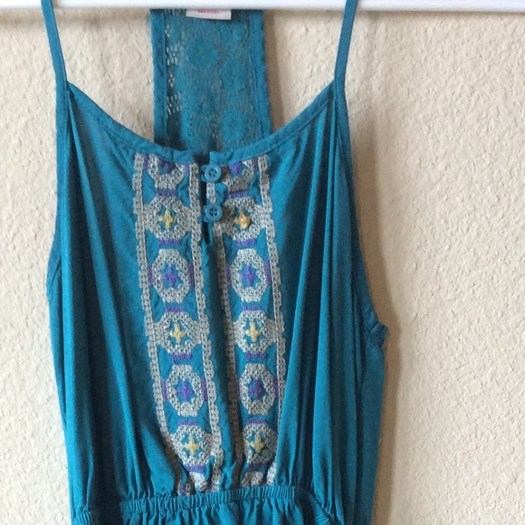 Beautiful turquoise dress! - Picture 2 of 4