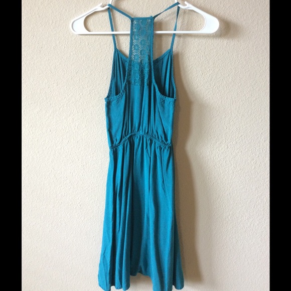 Beautiful turquoise dress! - Picture 3 of 4