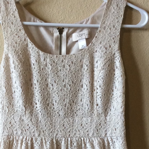 LOFT Lace Beige dress 💗 - Picture 3 of 3