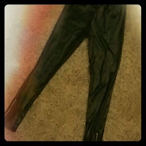 Pleather Leggings with Zippers