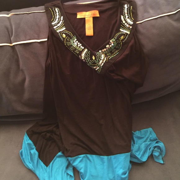 Tops - Selena and Marie clothing company