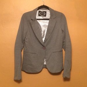 Grey blazer