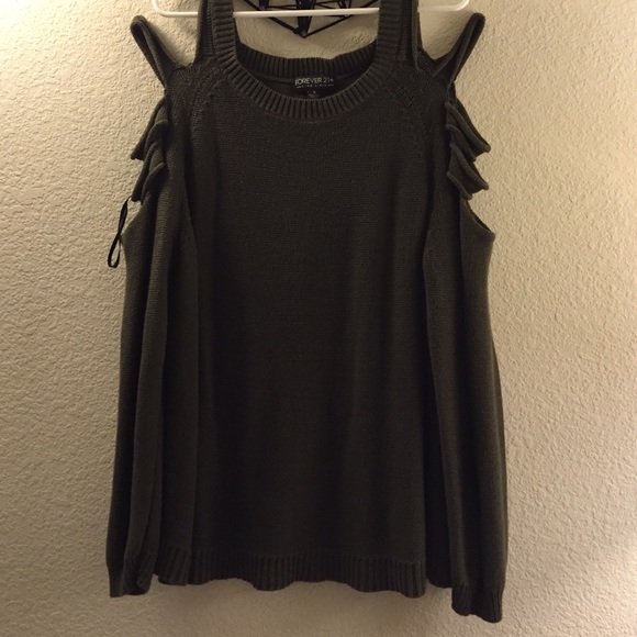 Forever 21+ Olive green sweater