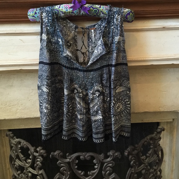 Free people gorgeous size medium new top!