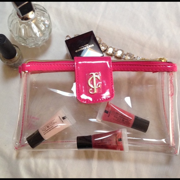 Juicy Couture Accessories - Juicy Couture Make-up Bag