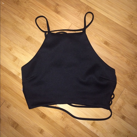 Black Windsor crop top