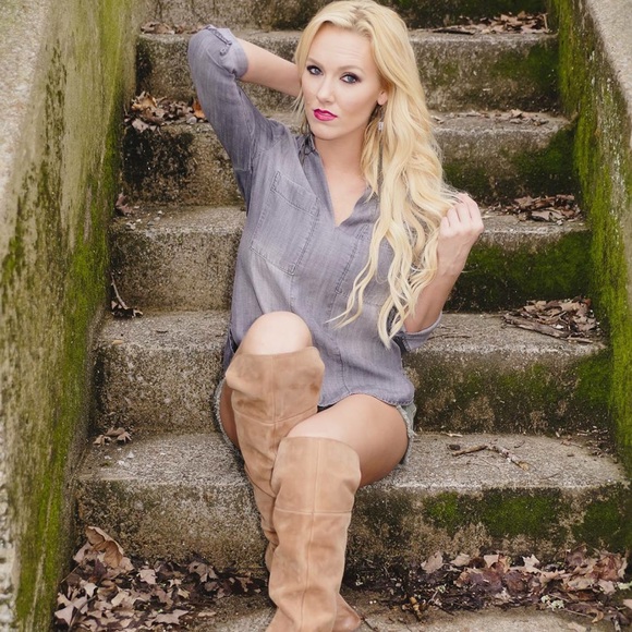 Denim Microsuede Chelsea & Violet Shirt