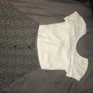 Lightly worn white Brandy Melville crop-top ✨