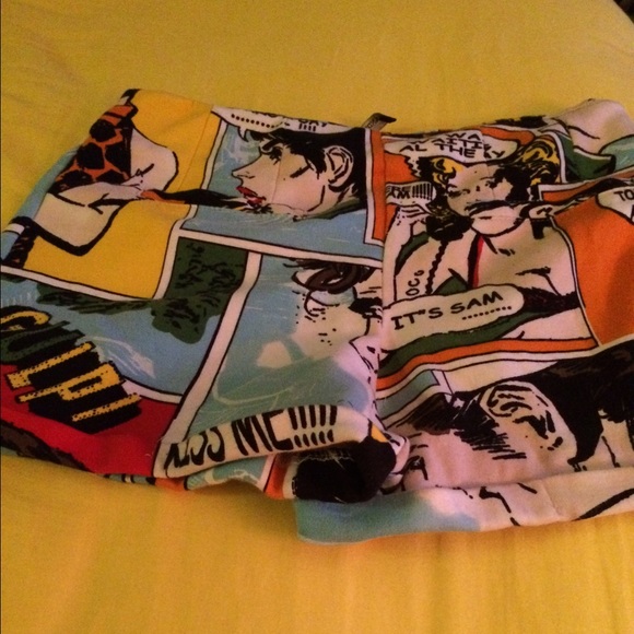 Brandy Melville Pants - Bundle 4 items & Brandy Melville ComicBook shorts