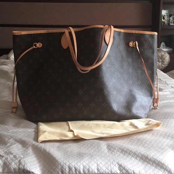 ❌SOLD❌Authentic Louis Vuitton never full GM