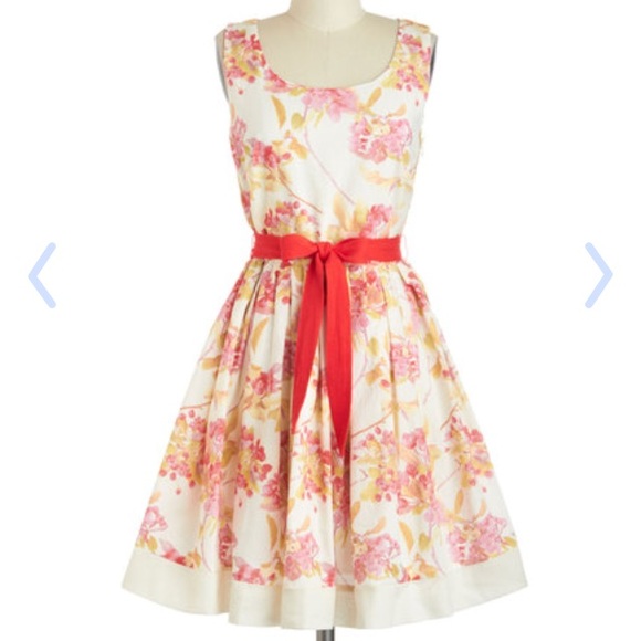 ModCloth Dresses & Skirts - Dress from modcloth. Floral, summer sleeveless