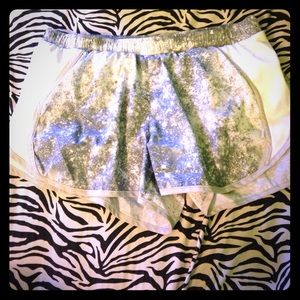 Running shorts
