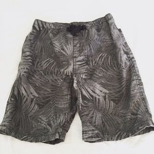 Boy shorts grey with palms.