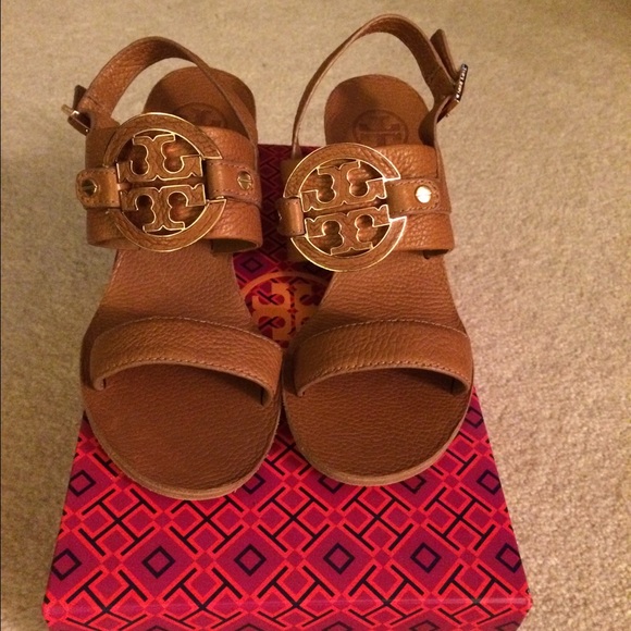 Tory Burch Amanda Sandals NWOT