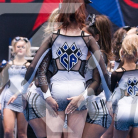 Cheer athletics senior aged uniform(middle girl)