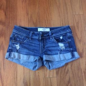 Medium wash shorts