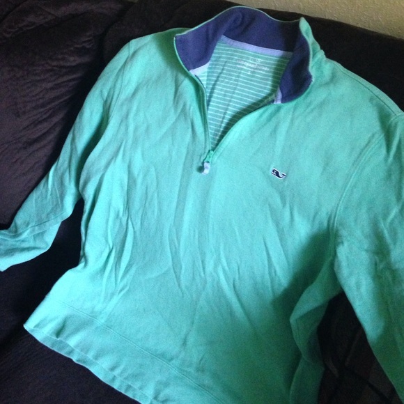 Women's vineyard vine mint pullover