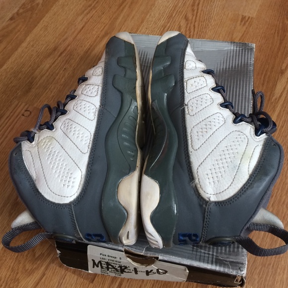 OG Jordan flint 9s size 4y - Picture 4 of 4