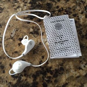 Wireless Bluetooth headphones!