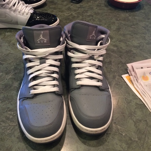 Men's grey Nike Air Jordan's size 11 - Picture 2 of 4