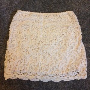 Lace skirt