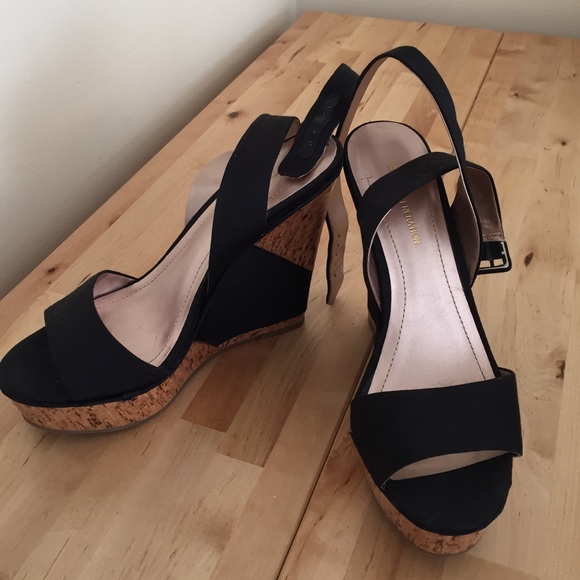 BCBG black wedges - Picture 3 of 3