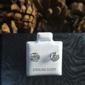 Sterling silver round cz earrings $$$10$$ SALE!!!!