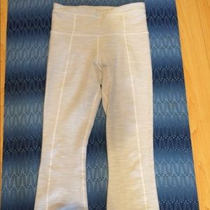 Lululemon yoga pants