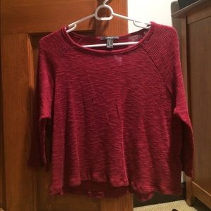 Maroon cropped 3-quarter sleeved top