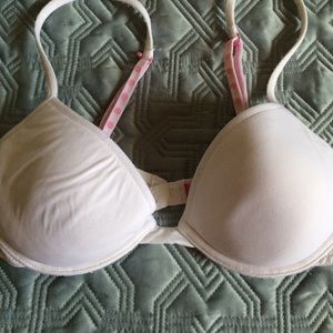 Pink vs bra bundle