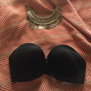 Victoria's Secret bombshell strapless bra