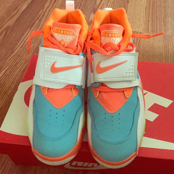 Nike Air Diamond Turf