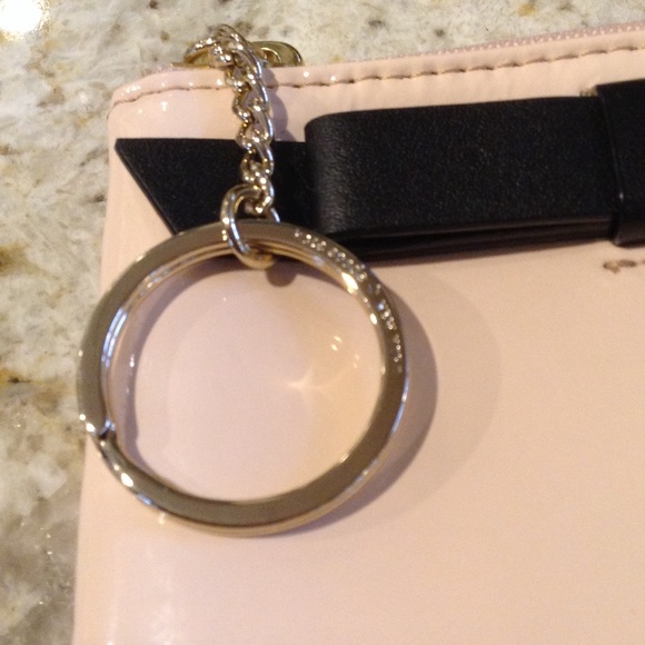 KATE SPADE LEATHER COIN PURSEβ¨SOLD β¨ - Picture 2 of 4