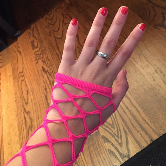 Pink fishnet arm