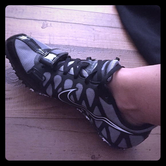 Running spikes